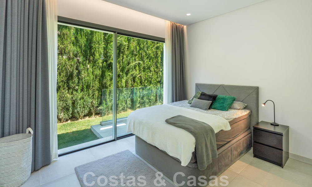 Villa moderne à vendre dans une communauté entre Marbella et Estepona 42423