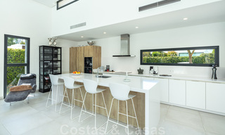 Villa moderne à vendre dans une communauté entre Marbella et Estepona 42431 