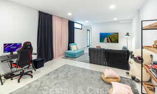 Villa moderne à vendre dans une communauté entre Marbella et Estepona 42432 