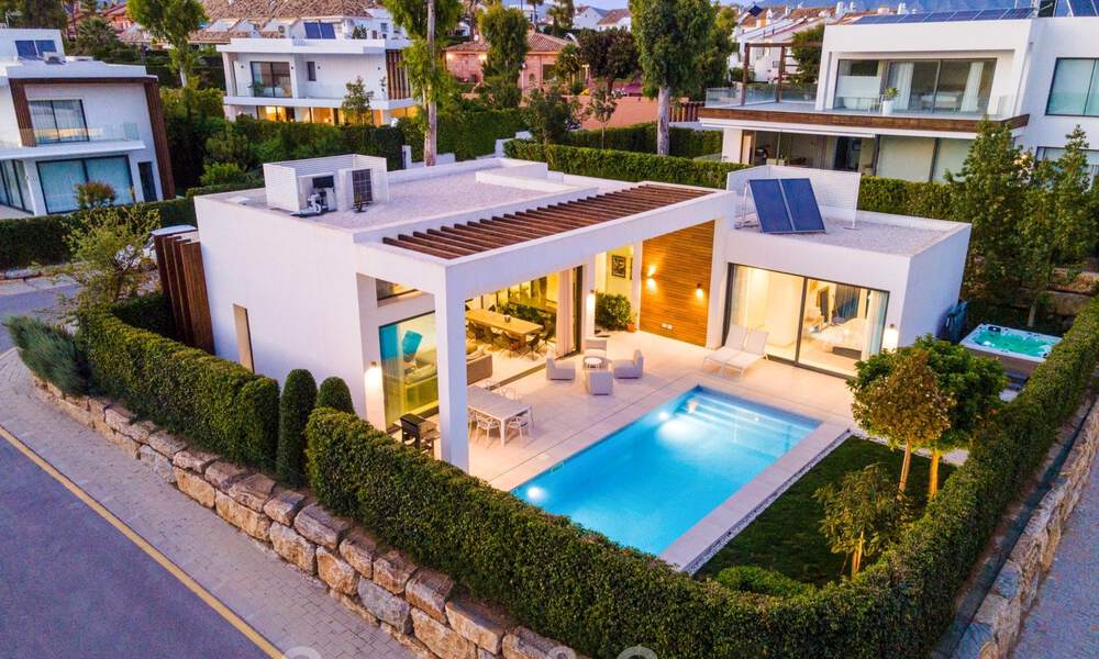 Villa moderne à vendre dans une communauté entre Marbella et Estepona 42434