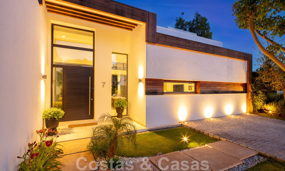 Villa moderne à vendre dans une communauté entre Marbella et Estepona 42442