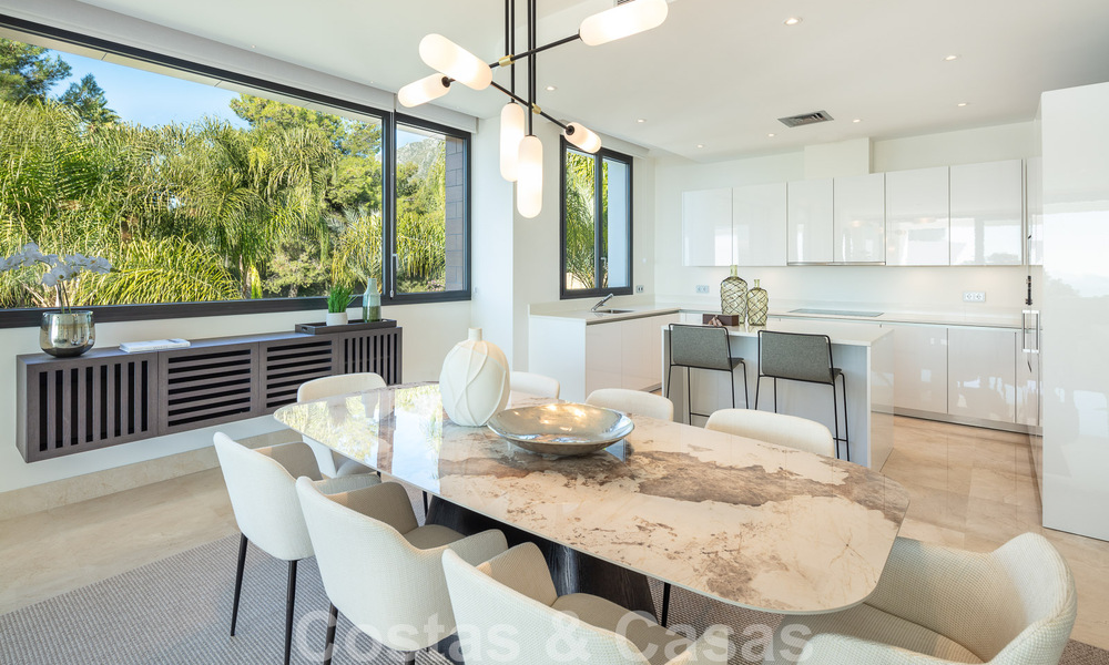 Spectaculaire penthouse moderne à vendre avec vue imprenable sur la mer dans le quartier très recherché de Sierra Blanca, sur la Golden Mile de Marbella 51513