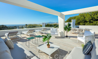 Spectaculaire penthouse moderne à vendre avec vue imprenable sur la mer dans le quartier très recherché de Sierra Blanca, sur la Golden Mile de Marbella 51517 
