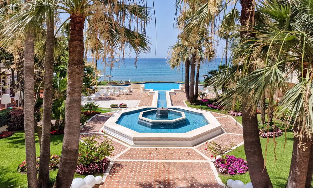 Opportunité ! Penthouse de luxe en bord de la mer à vendre dans le parc Las Dunas, Marbella - Estepona. Prêt à emménager. 42977
