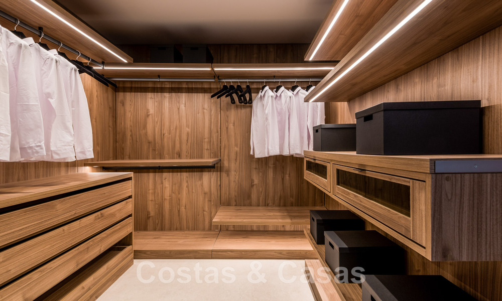 Opportunité ! Penthouse de luxe en bord de la mer à vendre dans le parc Las Dunas, Marbella - Estepona. Prêt à emménager. 43722