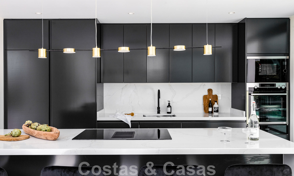 Villa méditerranéenne contemporaine de luxe à vendre avec vue sur la vallée du golf à Nueva Andalucia - Marbella 42798