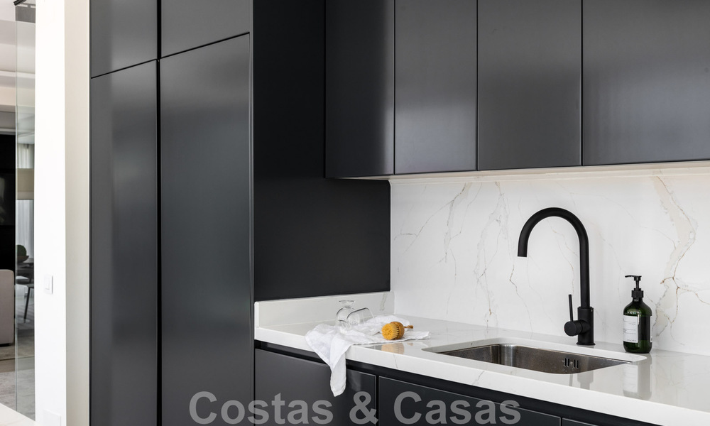 Villa méditerranéenne contemporaine de luxe à vendre avec vue sur la vallée du golf à Nueva Andalucia - Marbella 42799