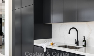 Villa méditerranéenne contemporaine de luxe à vendre avec vue sur la vallée du golf à Nueva Andalucia - Marbella 42799 