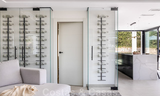 Villa méditerranéenne contemporaine de luxe à vendre avec vue sur la vallée du golf à Nueva Andalucia - Marbella 42810 