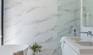 Villa méditerranéenne contemporaine de luxe à vendre avec vue sur la vallée du golf à Nueva Andalucia - Marbella 42820 