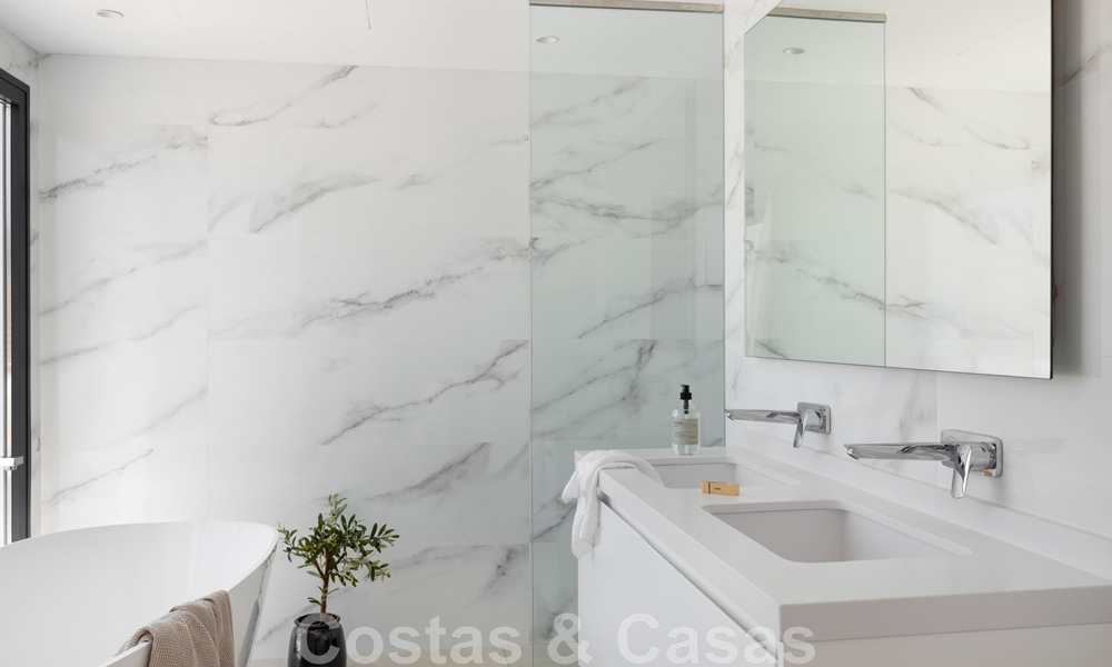 Villa méditerranéenne contemporaine de luxe à vendre avec vue sur la vallée du golf à Nueva Andalucia - Marbella 42821