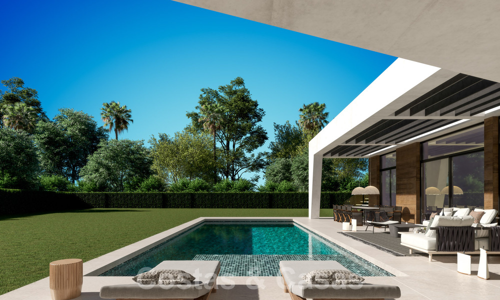 Vente d'une villa design sur plan, avec solarium, à distance de marche de la plage dans le quartier chic de Guadalmina Baja à Marbella 42581