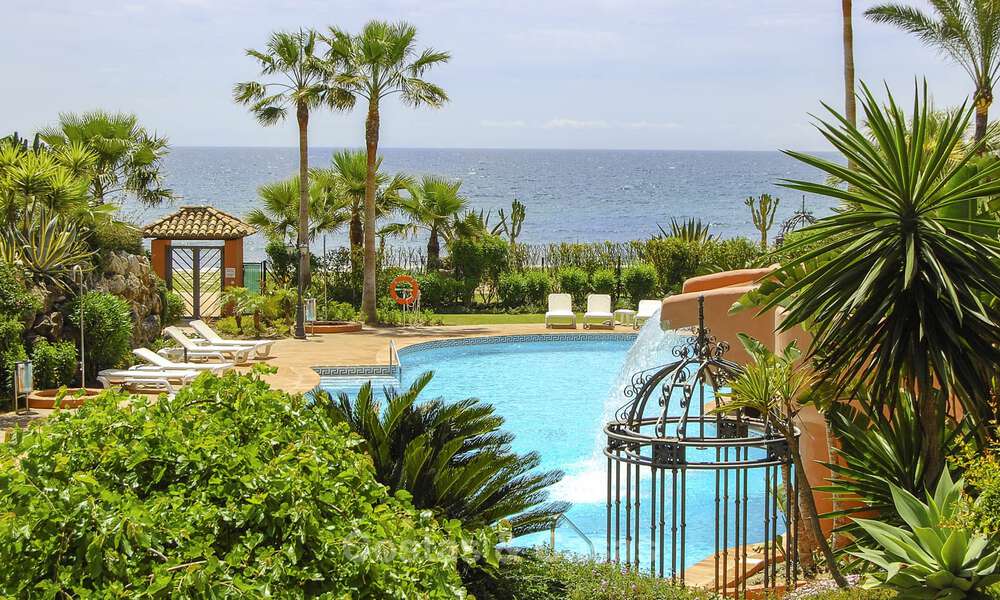 Menara Beach : appartements à vendre dans un complexe résidentiel exclusif situé en bord de mer avec vue sur la mer, sur le nouveau Golden Mile entre Marbella et Estepona 42625