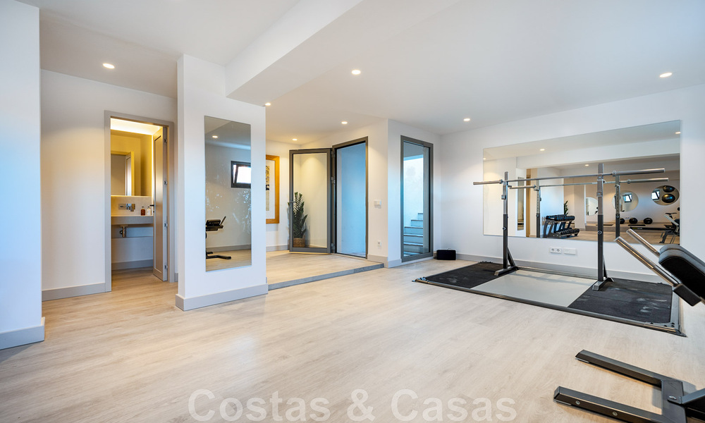 Vente d'une prestigieuse villa de luxe de style méditerranéen avec vue panoramique sur la mer à Benahavis - Marbella 43440