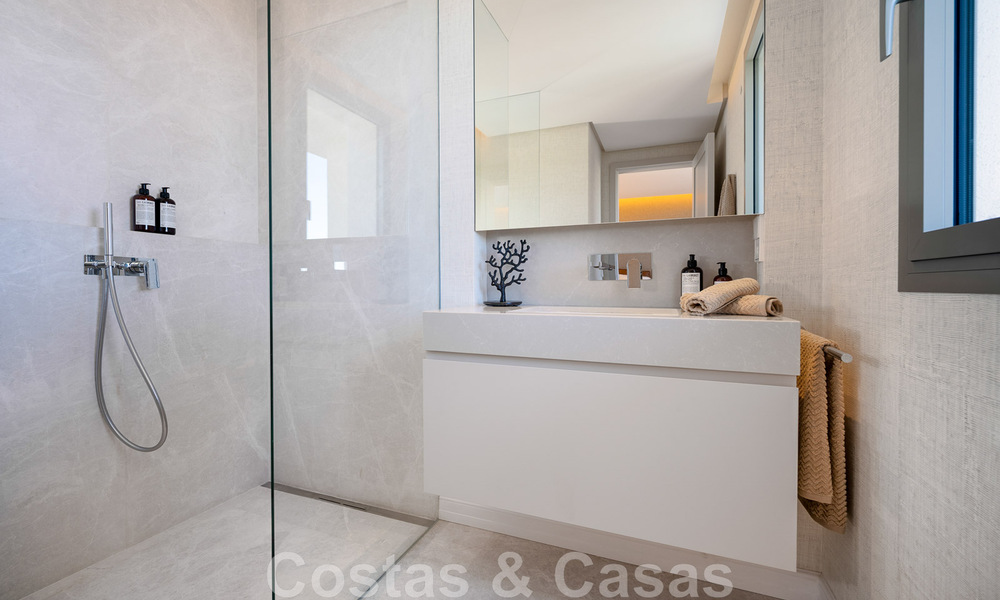 Vente d'une prestigieuse villa de luxe de style méditerranéen avec vue panoramique sur la mer à Benahavis - Marbella 43496