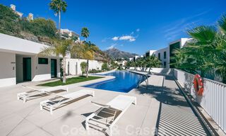 Appartement de jardin moderne et de haute qualité à vendre avec 3 chambres et des vues panoramiques sur la mer au cœur de Nueva Andalucia à Marbella 42837 