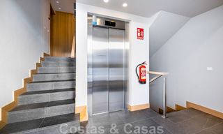 Appartement de jardin moderne et de haute qualité à vendre avec 3 chambres et des vues panoramiques sur la mer au cœur de Nueva Andalucia à Marbella 42847 