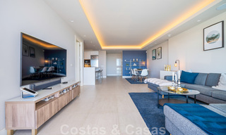 Appartement de jardin moderne et de haute qualité à vendre avec 3 chambres et des vues panoramiques sur la mer au cœur de Nueva Andalucia à Marbella 42853 