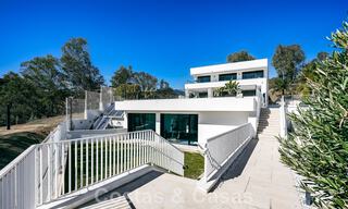Appartement de jardin moderne et de haute qualité à vendre avec 3 chambres et des vues panoramiques sur la mer au cœur de Nueva Andalucia à Marbella 42863 