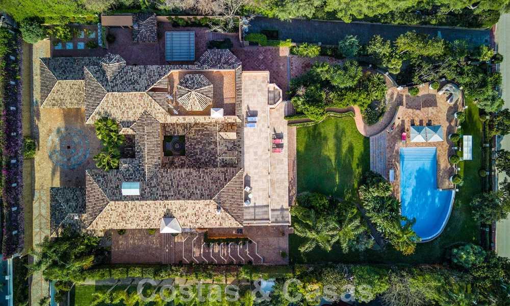 Impressionnante villa de luxe à l'architecture méditerranéenne, avec vue sur la mer, dans le quartier résidentiel recherché de Sierra Blanca, sur la Golden Mile de Marbella 42911
