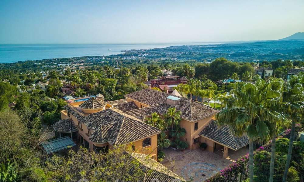 Impressionnante villa de luxe à l'architecture méditerranéenne, avec vue sur la mer, dans le quartier résidentiel recherché de Sierra Blanca, sur la Golden Mile de Marbella 42912
