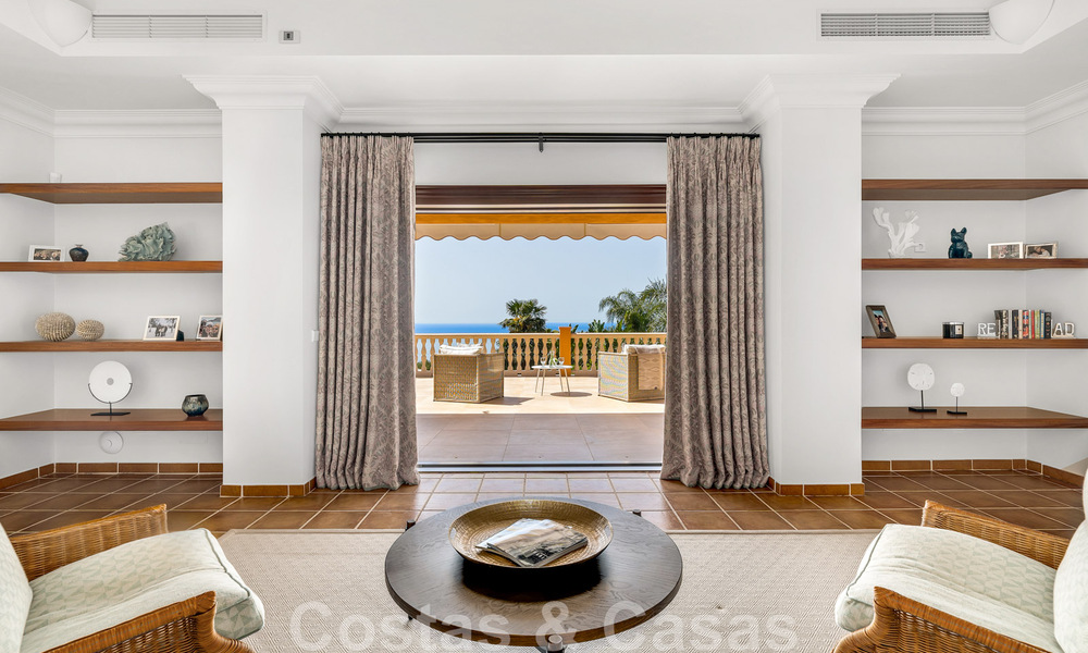 Impressionnante villa de luxe à l'architecture méditerranéenne, avec vue sur la mer, dans le quartier résidentiel recherché de Sierra Blanca, sur la Golden Mile de Marbella 42920