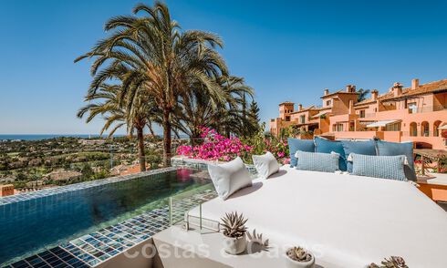 Penthouse contemporain rénové, spacieux, en duplex, avec vue panoramique sur la mer, dans une urbanisation recherchée de Nueva Andalucia, Marbella 42946