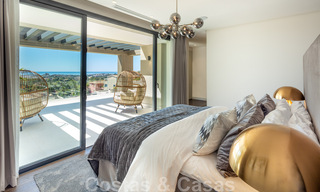 Villa de luxe de style contemporain à vendre avec vue sur la mer dans la vallée du golf de Nueva Andalucia à Marbella 43302 