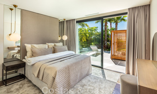 Villa de luxe de style contemporain à vendre avec vue sur la mer dans la vallée du golf de Nueva Andalucia à Marbella 43305 
