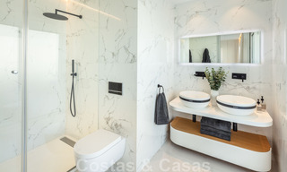 Penthouse de luxe à vendre, rénové dans un style contemporain, avec vue sur la mer dans un complexe sécurisé de la ville de Marbella 43112 