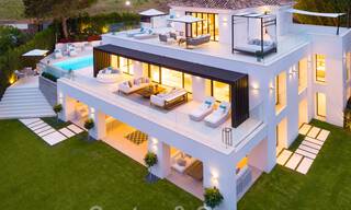 Belle villa contemporaine à vendre au cœur de la vallée du golf de Nueva Andalucia, à Marbella 43031 