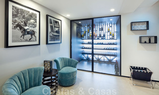Belle villa contemporaine à vendre au cœur de la vallée du golf de Nueva Andalucia, à Marbella 43036 