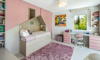 Charmante villa de luxe moderne à vendre dans une prestigieuse communauté résidentielle située sur le Golden Mile de Marbella 43282 