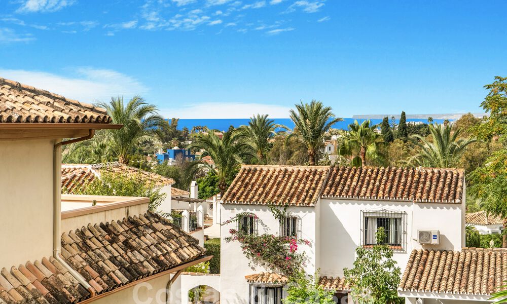 Villa contemporaine économe en énergie à vendre avec vue sur la mer dans un quartier résidentiel recherché près de Rio Real et de la ville de Marbella 57721