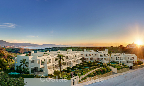 Nouvelles résidences contemporaines à vendre avec vue imprenable sur la mer à Manilva sur la Costa del Sol 43326