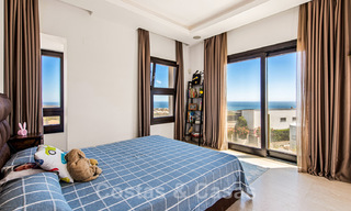Villa contemporaine de luxe à vendre, située en position élevée avec vue panoramique sur la mer, à Marbella Est 43829 