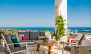 Villa contemporaine de luxe à vendre, située en position élevée avec vue panoramique sur la mer, à Marbella Est 43843 