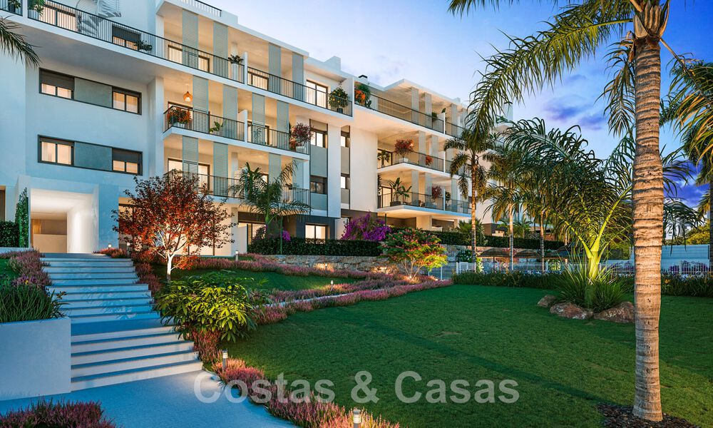 Appartements neufs et modernes à distance de marche de la plage, dans le centre d'Estepona, Costa del Sol 43934