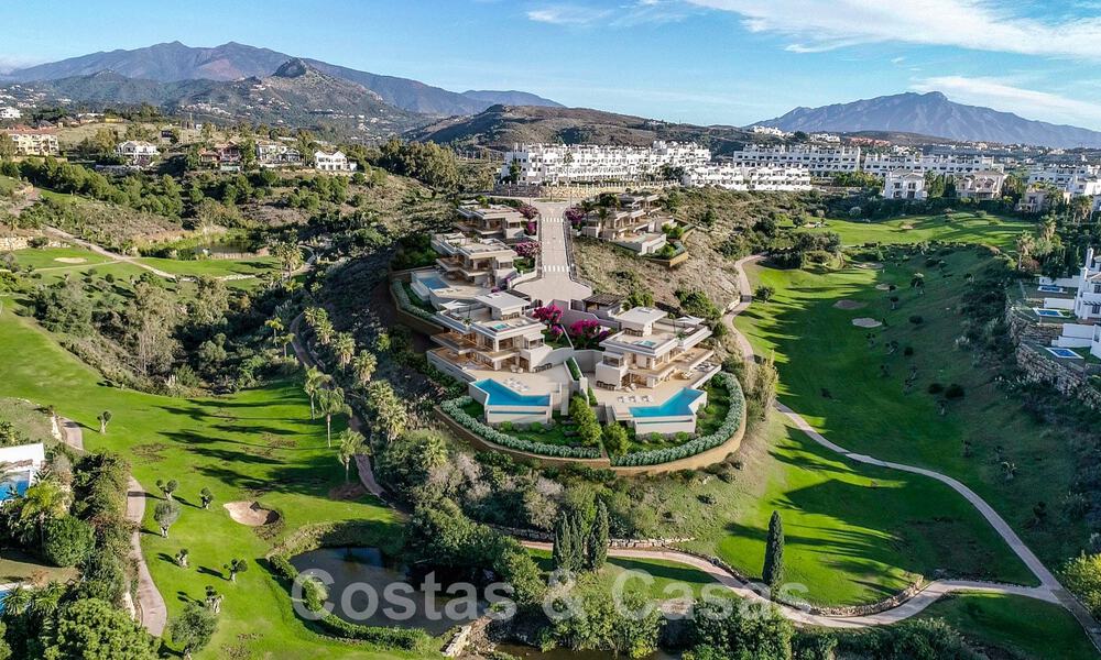 Spectaculaires villas de luxe à vendre, d'architecture contemporaine, situées dans un complexe de golf sur le nouveau Golden Mile entre Marbella et Estepona 43566