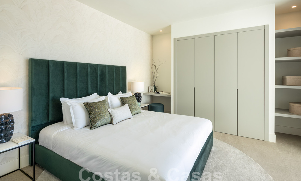 Spectaculaires villas de luxe à vendre, d'architecture contemporaine, situées dans un complexe de golf sur le nouveau Golden Mile entre Marbella et Estepona 63170