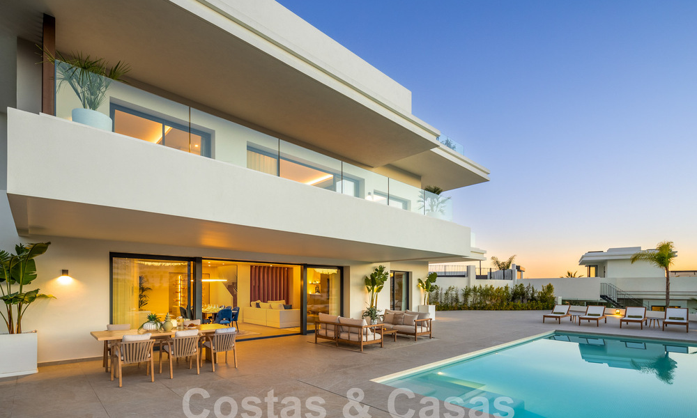 Spectaculaires villas de luxe à vendre, d'architecture contemporaine, situées dans un complexe de golf sur le nouveau Golden Mile entre Marbella et Estepona 63187