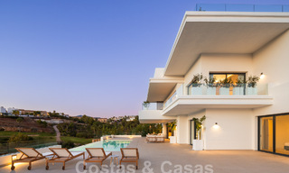 Spectaculaires villas de luxe à vendre, d'architecture contemporaine, situées dans un complexe de golf sur le nouveau Golden Mile entre Marbella et Estepona 63189 