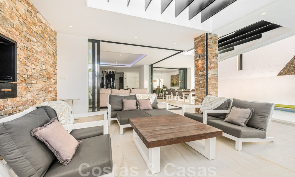Villa moderne prête à emménager, à vendre à distance de marche de la plage et du centre de San Pedro, Marbella 44142