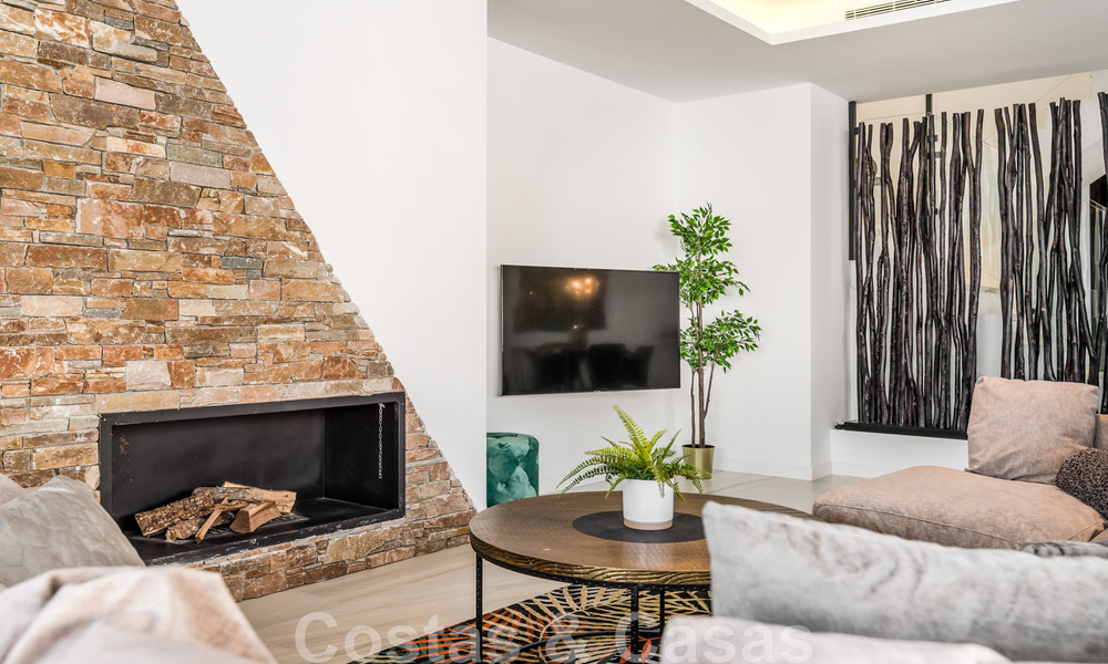 Villa moderne prête à emménager, à vendre à distance de marche de la plage et du centre de San Pedro, Marbella 44144