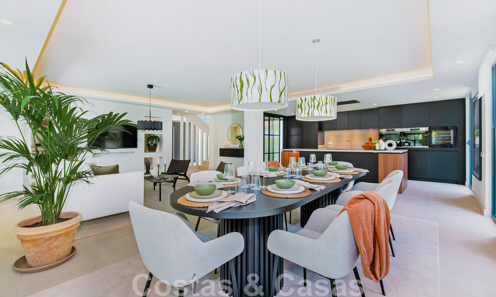 Nouvelle villa de luxe de style moderne, prête à emménager, à distance de marche de la plage dans un quartier privilégié de Guadalmina Baja à Marbella 43796