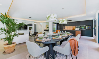 Nouvelle villa de luxe de style moderne, prête à emménager, à distance de marche de la plage dans un quartier privilégié de Guadalmina Baja à Marbella 43796 