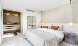 Nouvelle villa de luxe de style moderne, prête à emménager, à distance de marche de la plage dans un quartier privilégié de Guadalmina Baja à Marbella 43801 