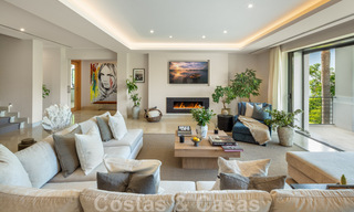 Superbe villa de luxe à vendre dans une architecture méditerranéenne moderne, avec vue sur la mer et dans un complexe de golf à Benahavis – Marbella 44166 