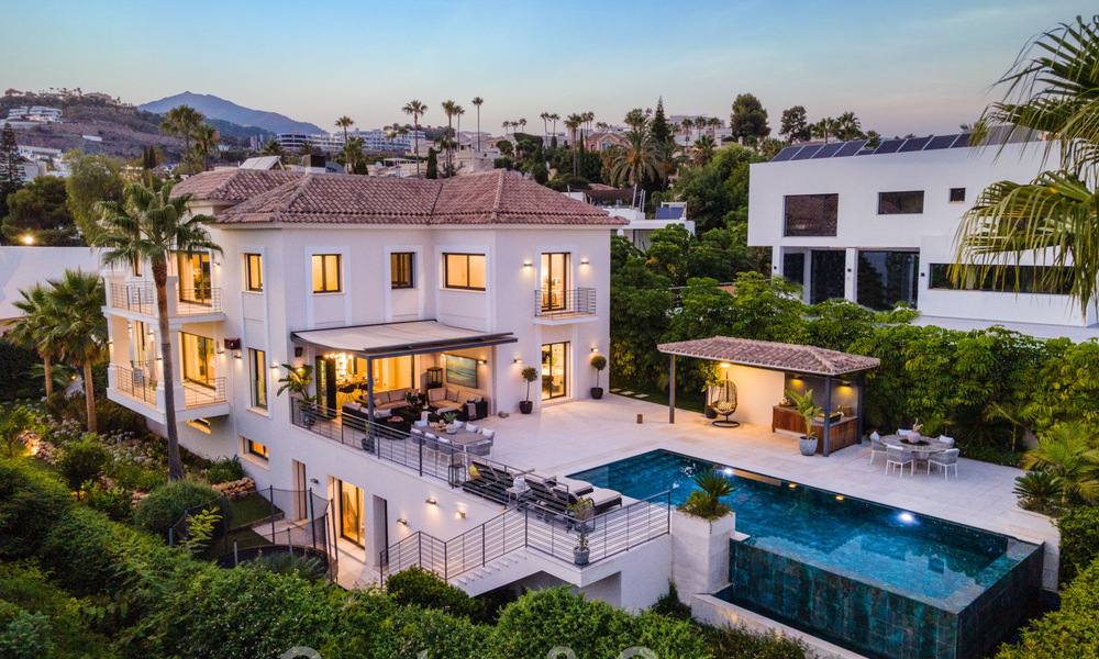 Superbe villa de luxe à vendre dans une architecture méditerranéenne moderne, avec vue sur la mer et dans un complexe de golf à Benahavis – Marbella 44187