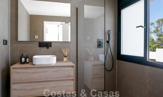 Penthouse de luxe entièrement rénové à vendre dans un style scandinave avec de grandes terrasses sur la Golden Mile de Marbella 44252 